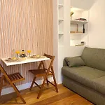 Apartment Modern & Chic 17- Perfect Location *