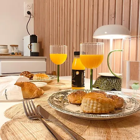 Modern & Chic 17- Perfect Location * Parigi